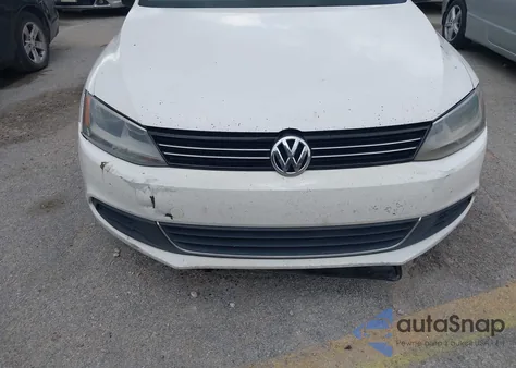 2014 Volkswagen Jetta 2.0L Tdi from USA, damaged, VIN 3VW3L7AJ8EM352748